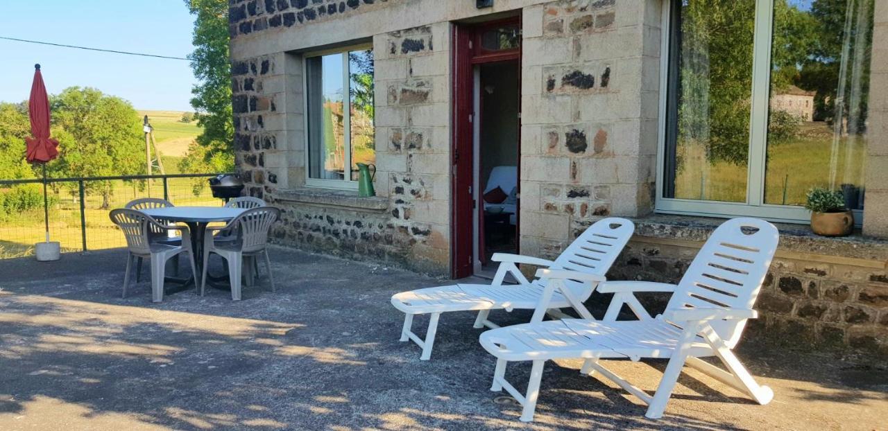 Gite Familial En Pleine Nature Alleyrac Exterior foto